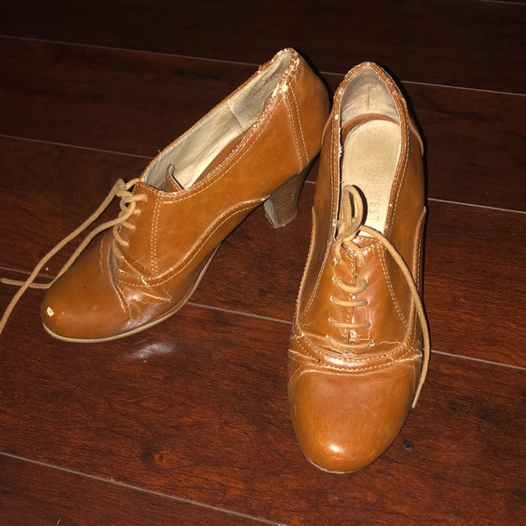 Old fashions kitten heel - Picture 2 of 6